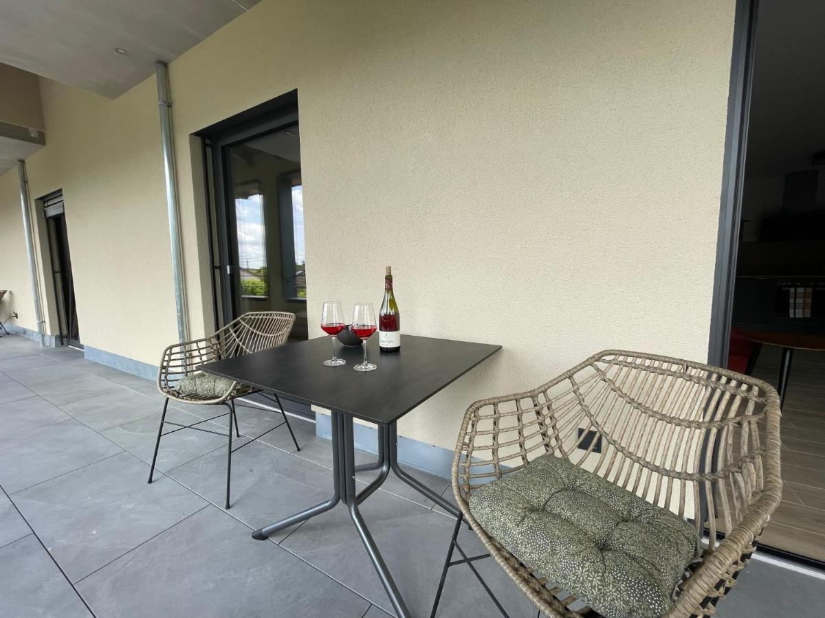 Weingut & Strausswirtschaft Vogel Vogtsburg Exterior foto